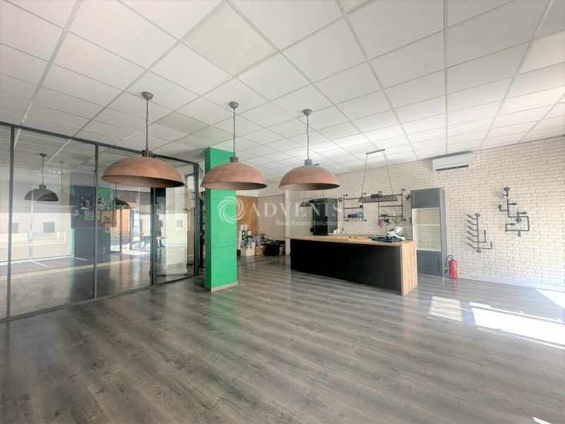 Location Commerces LUNEL (34400) - Photo 6
