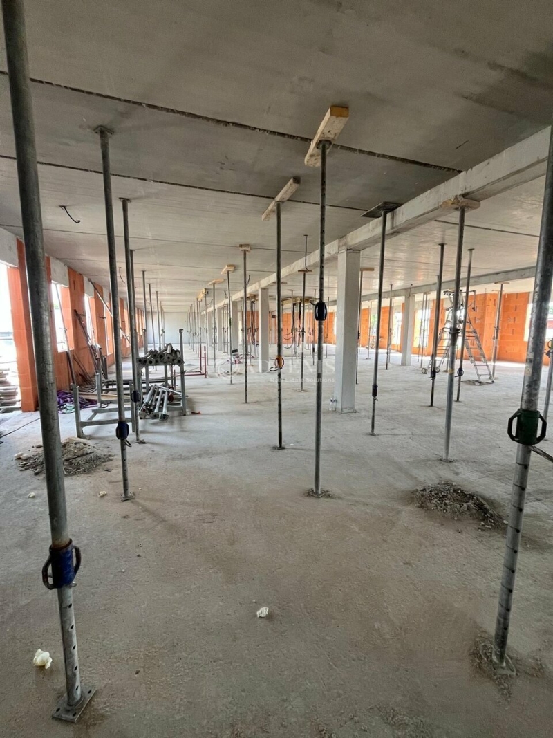 Location Bureaux SAINT JEAN DE VEDAS (34430) - Photo 6