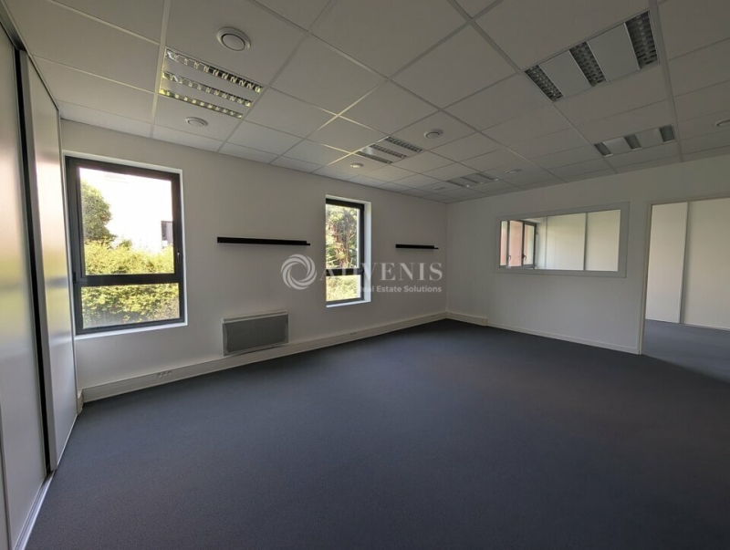 Location Bureaux SAINT MALO (35400) - Photo 2