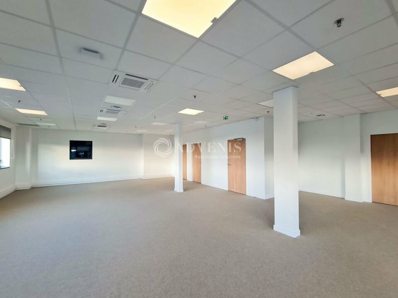 Location Entrepôts PLECHATEL (35470) - Photo 15