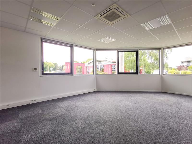 Vente Investisseur Bureaux SAINT GREGOIRE (35760) - Photo 8