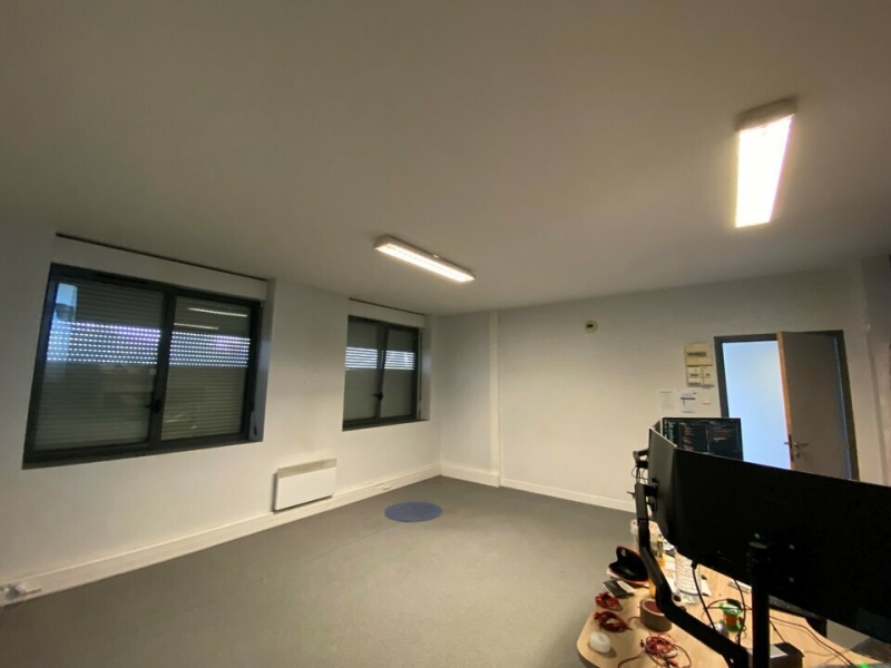 Vente Investisseur Bureaux BOIS D'ARCY (78390) - Photo 2