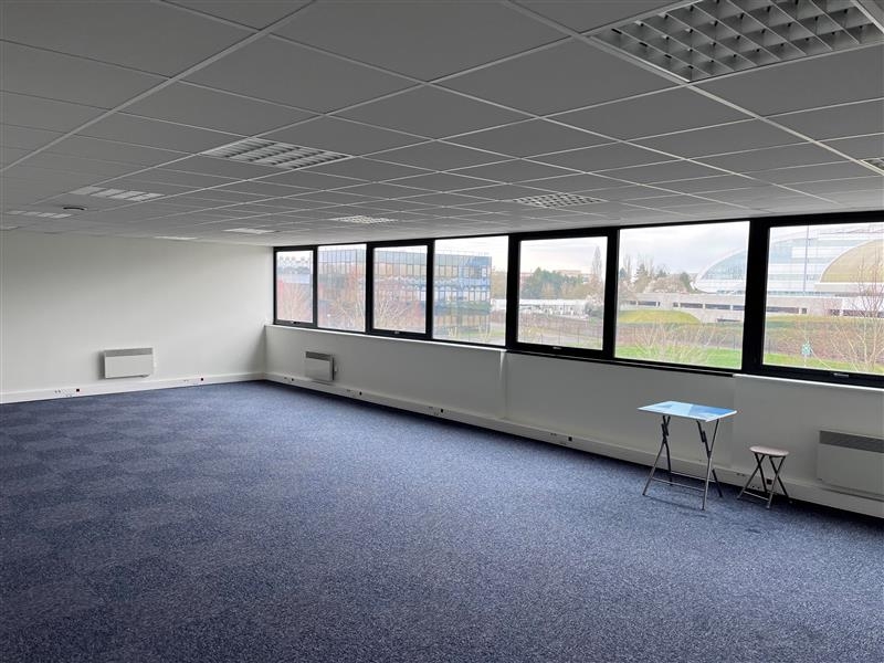 Location Activités Entrepôts ELANCOURT (78990) - Photo 6