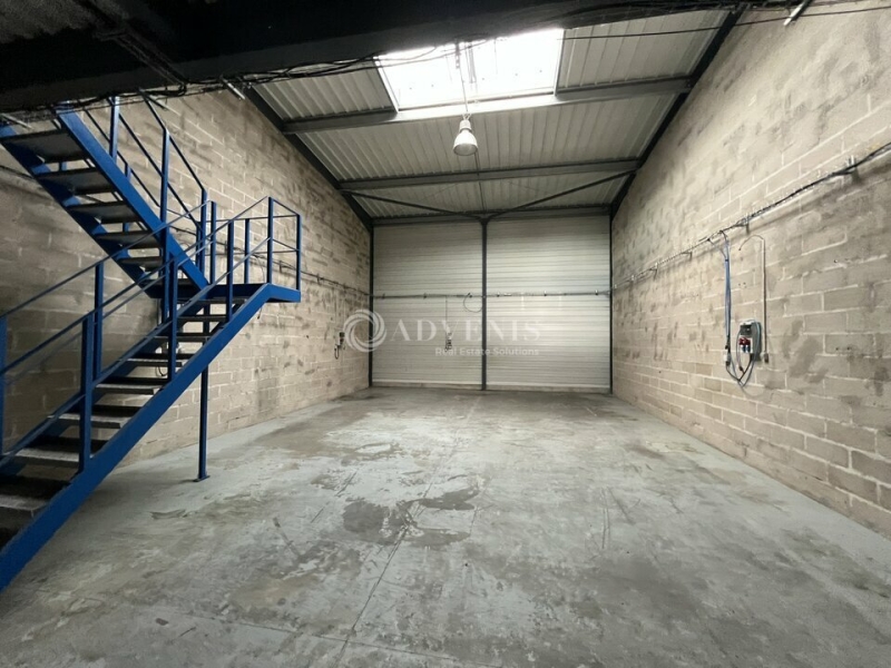 Location Activités Entrepôts MAUREPAS (78310) - Photo 3