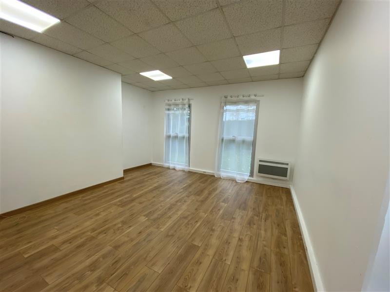 Location Bureaux TRAPPES (78190) - Photo 5