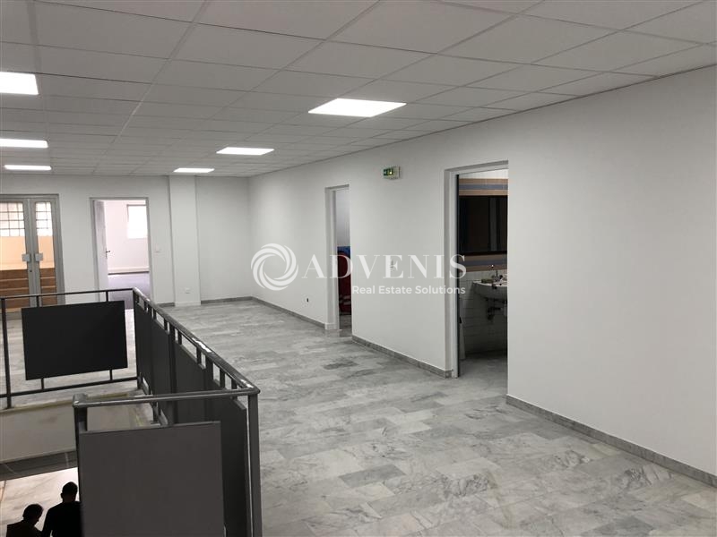 Vente Utilisateur Bureaux TRAPPES (78190) - Photo 3