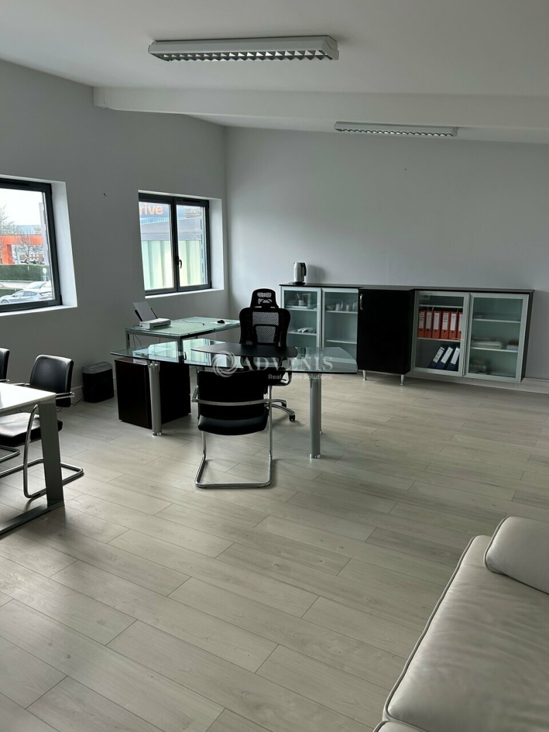 Vente Investisseur Bureaux BOIS D'ARCY (78390) - Photo 8