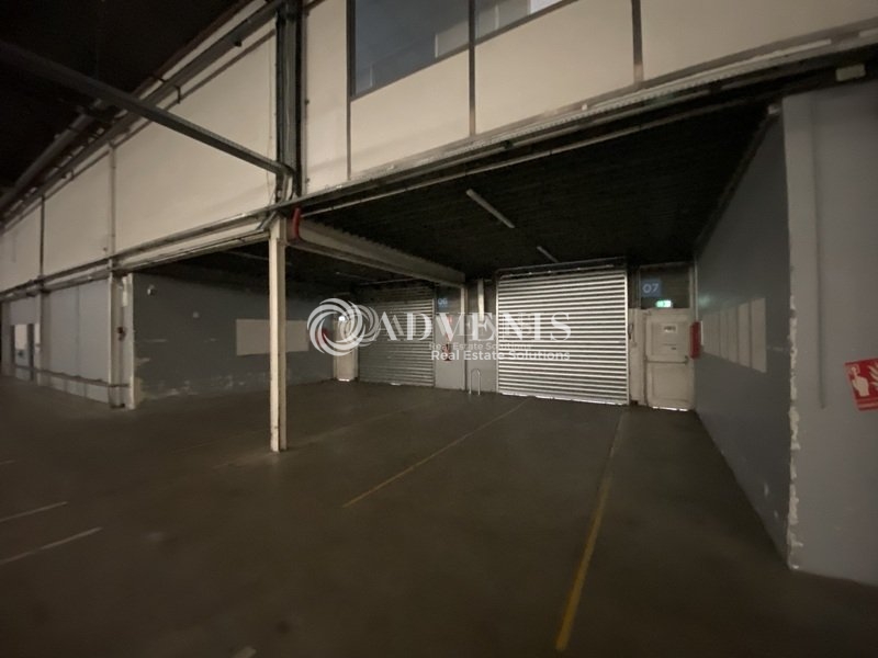 Location Entrepôts BUC (78530) - Photo 8