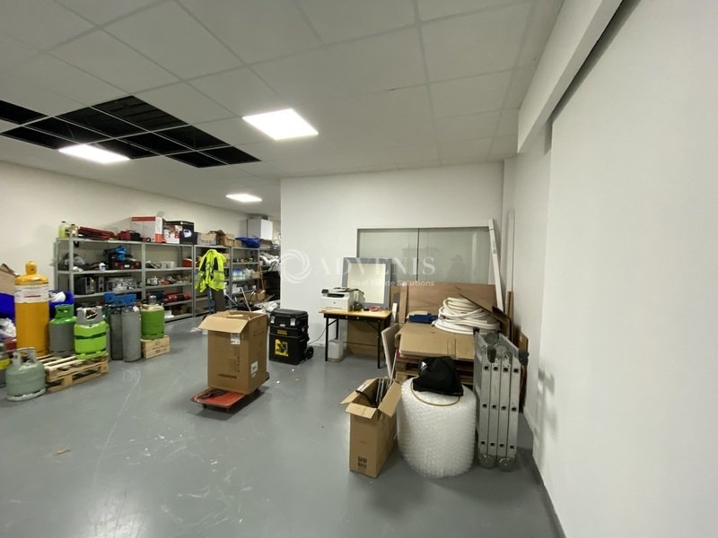 Location Activités Entrepôts MONTIGNY LE BRETONNEUX (78180) - Photo 1