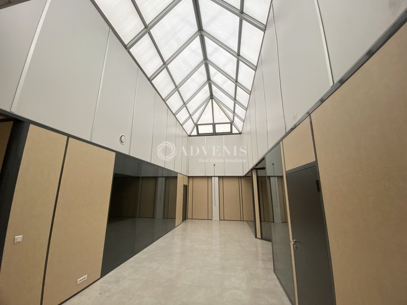 Location Entrepôts TRAPPES (78190) - Photo 3