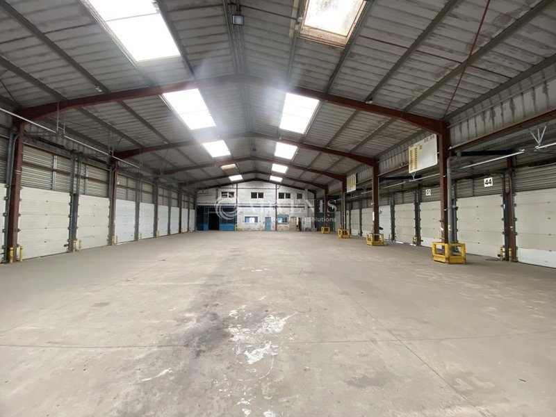 Vente Utilisateur Entrepôts TRAPPES (78190) - Photo 1