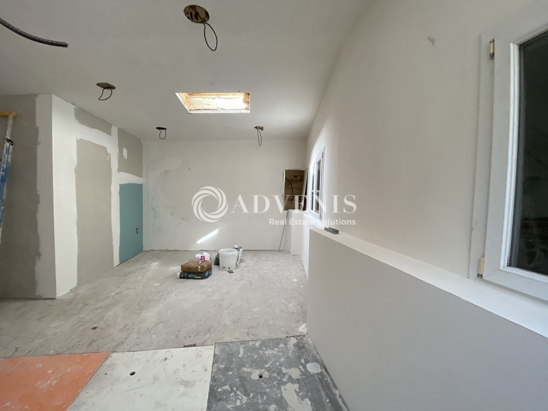 Location Commerces COIGNIERES (78310) - Photo 4