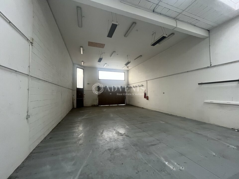 Location Activités Entrepôts VOISINS LE BRETONNEUX (78960) - Photo 1