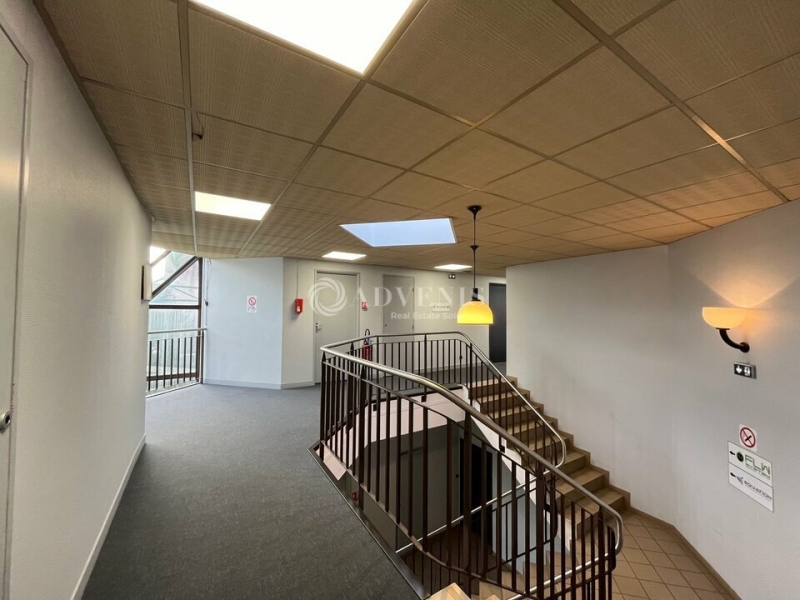 Vente Investisseur Bureaux RAMBOUILLET (78120) - Photo 7