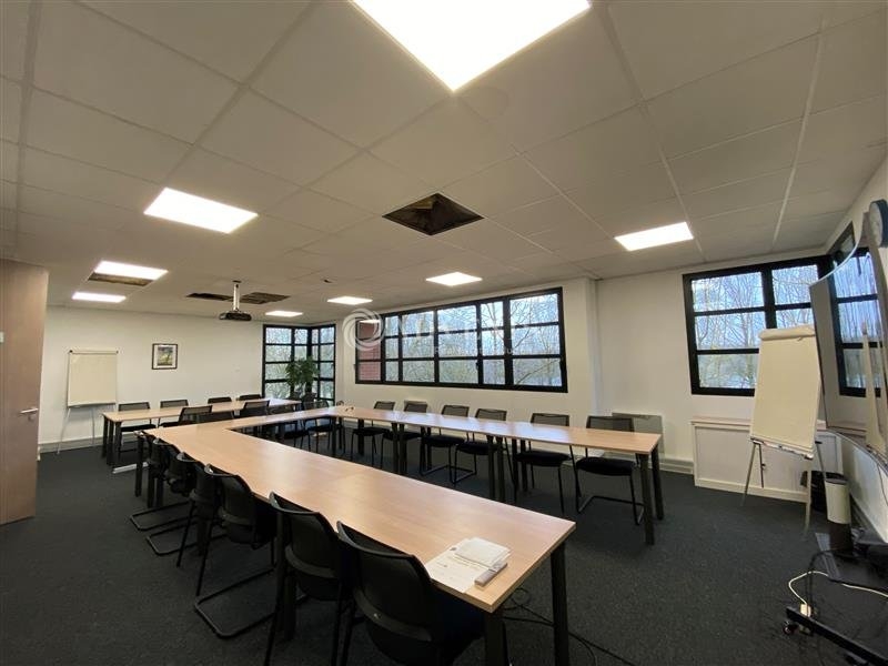 Vente Investisseur Bureaux GUYANCOURT (78280) - Photo 6