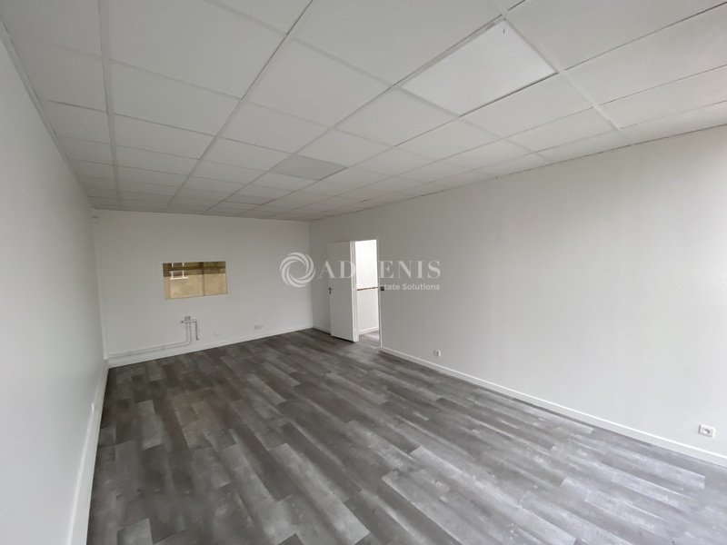 Location Activités Entrepôts COIGNIERES (78310) - Photo 6