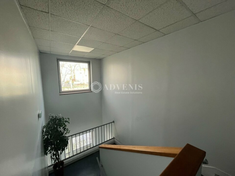 Location Activités Entrepôts LA VERRIERE (78320) - Photo 7