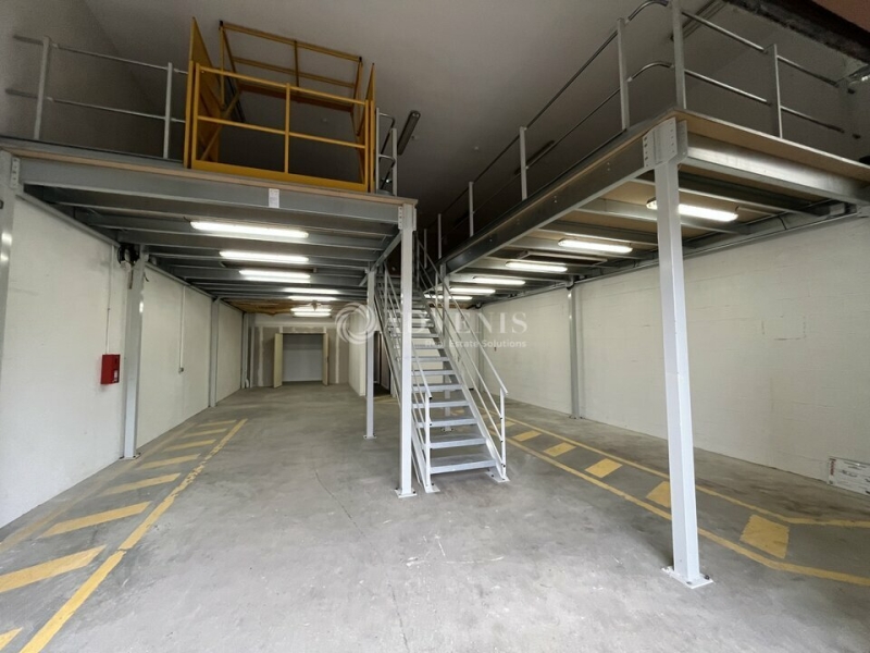 Vente Investisseur Activités Entrepôts VOISINS LE BRETONNEUX (78960) - Photo 2