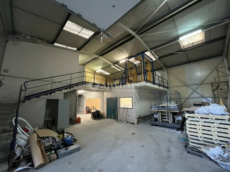 Location Entrepôts LE PERRAY EN YVELINES (78610) - Photo 1