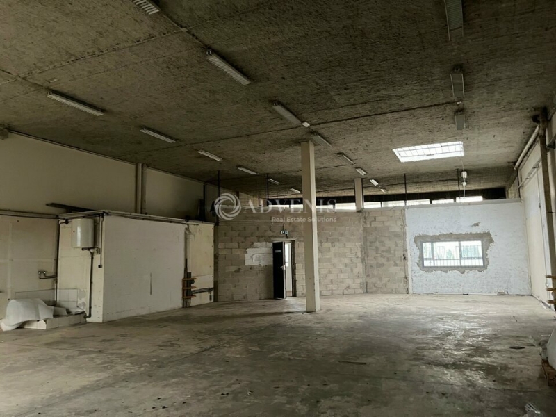 Location Activités Entrepôts PLAISIR (78370) - Photo 4