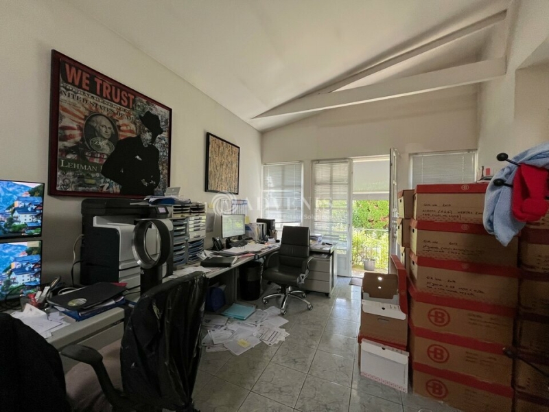 Location Bureaux MONTFORT L'AMAURY (78490) - Photo 1