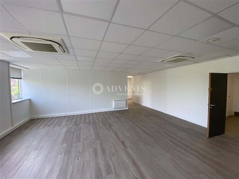 Location Bureaux et activités légères VOISINS LE BRETONNEUX (78960) - Photo 7
