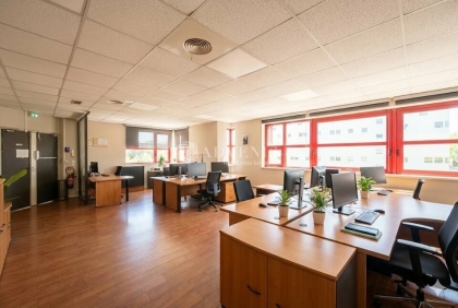 Advenis RES - Immobilier d'entreprises