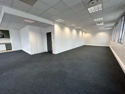 Advenis RES - Immobilier d'entreprises