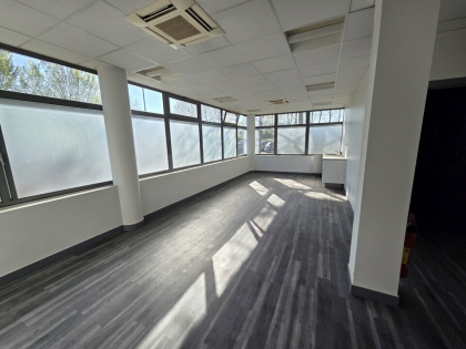 Advenis RES - Immobilier d'entreprises