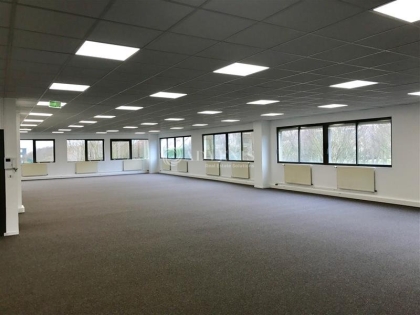 Advenis RES - Immobilier d'entreprises